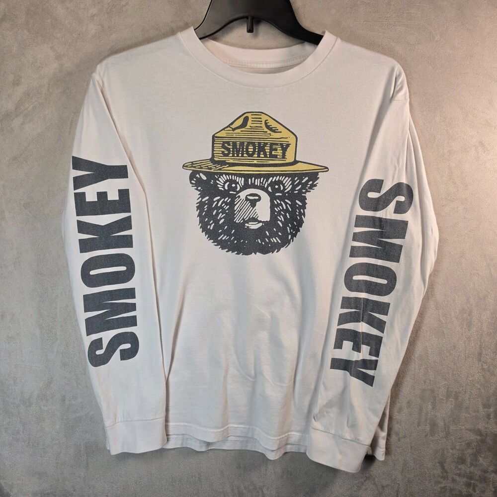 American Eagle Tailgate Smokey Bear Long Sleeve Shirt Cream Graphic Men’s Size L